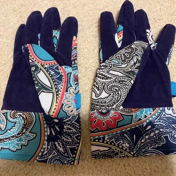 Gardening apron/gloves/kneeling pad. Bright colors, waterproof materials. - Picture 3 of 9